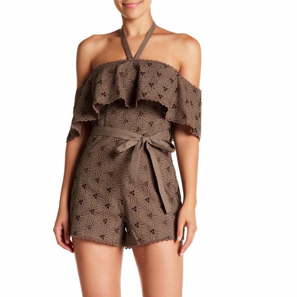 NWOT J.O.A. Coco Lace Halter Cold Shoulder Romper